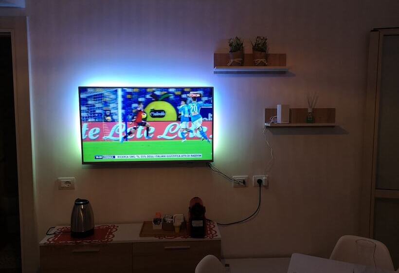 تختخواب و صبحانه Brutia Mom&son