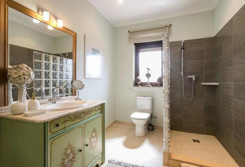 צימר The House @ Tormos