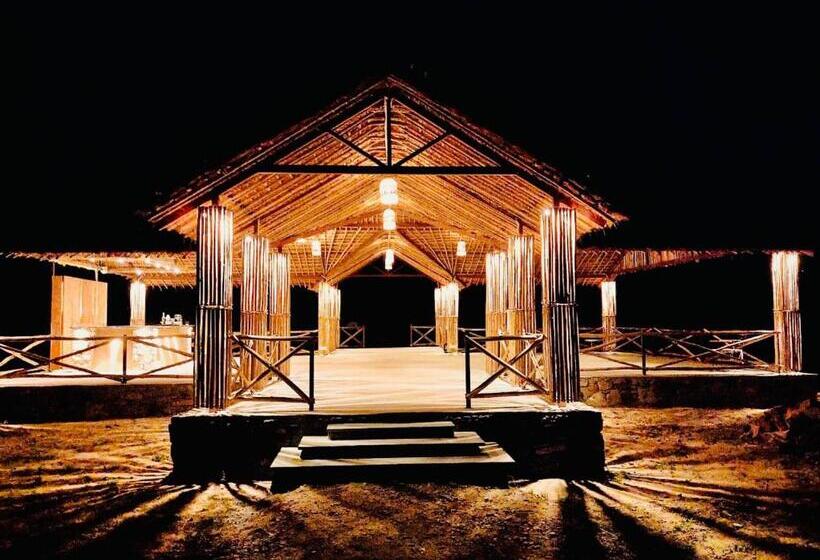 فندق Camp Land S End