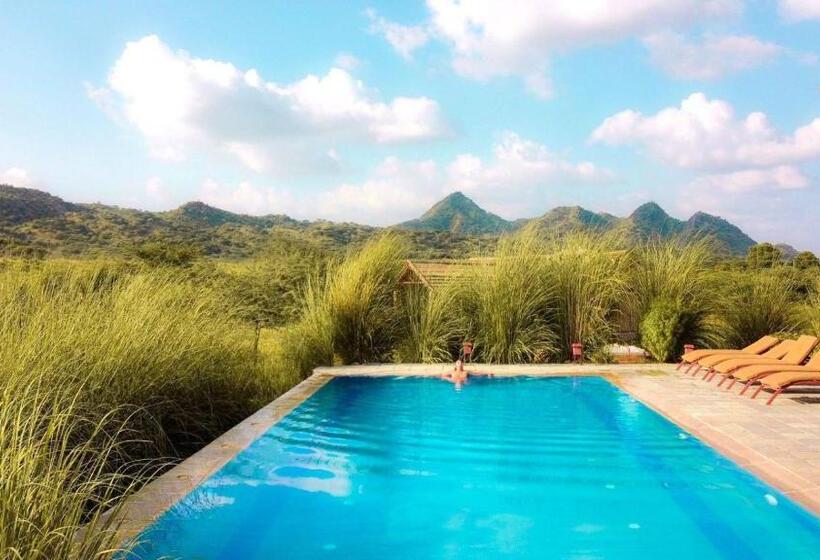 فندق Camp Land S End