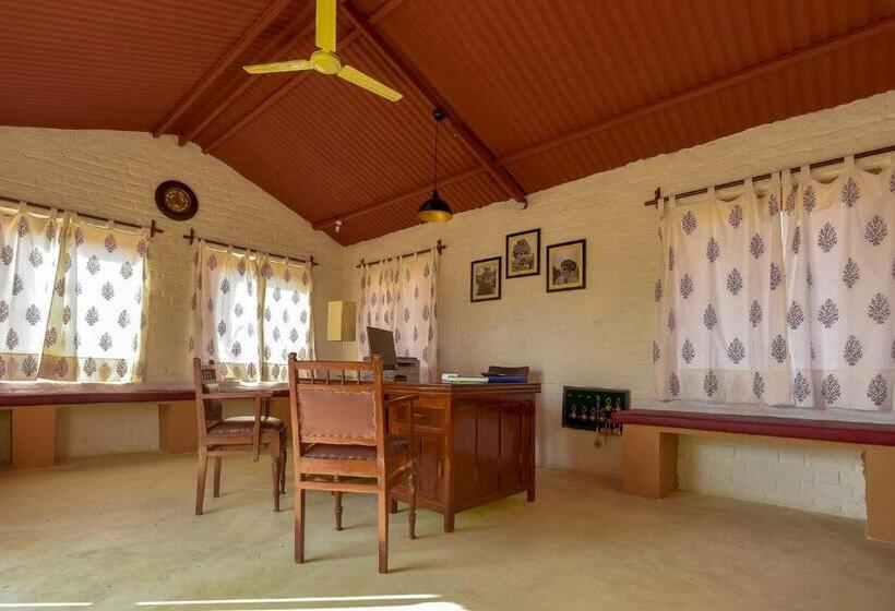 فندق Camp Land S End