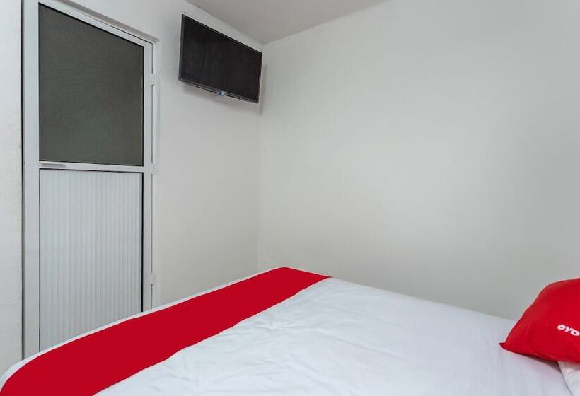 ホテル Emperadores