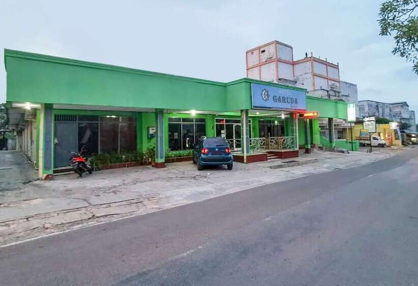 ホテル Garuda Bontang