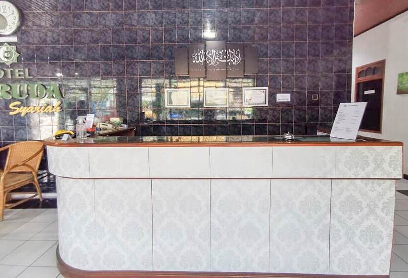 ホテル Garuda Bontang