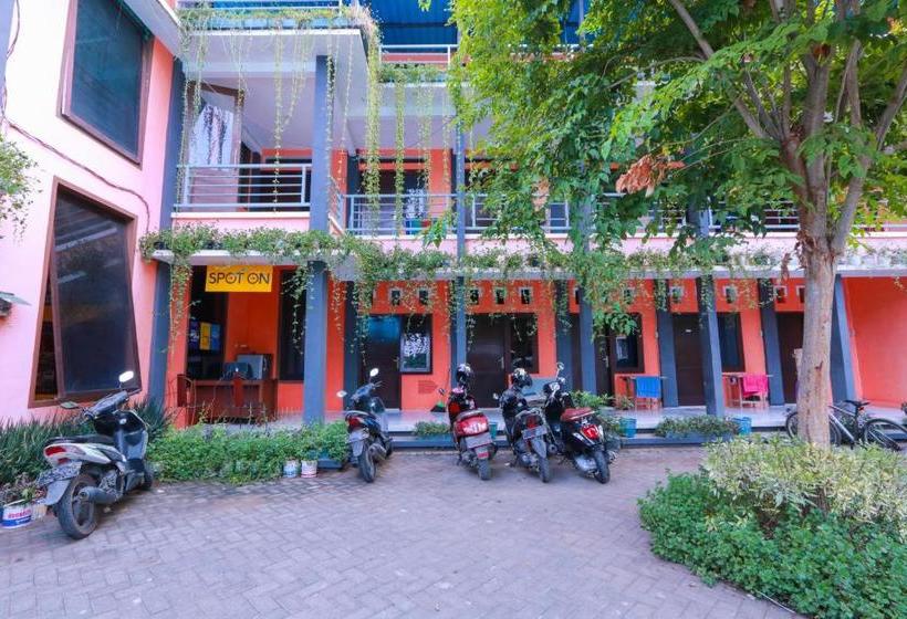 ホテル Spot On 2117 Anugerah Family Residence