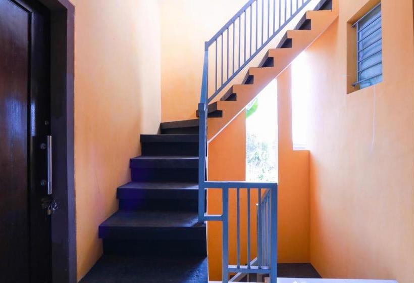 ホテル Spot On 2117 Anugerah Family Residence