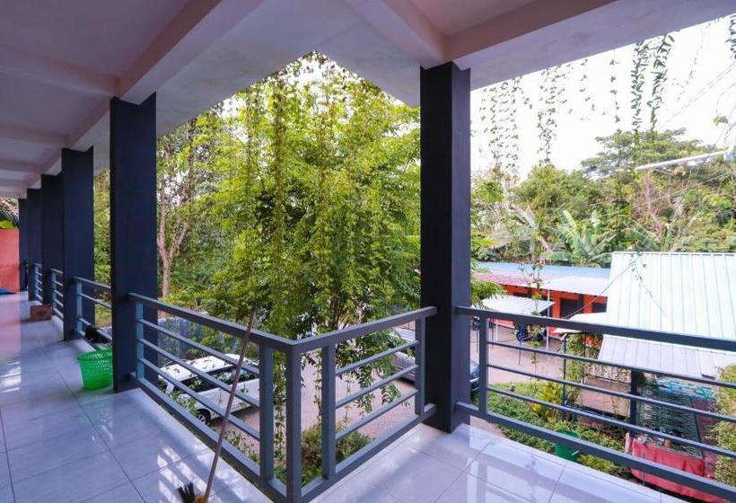 ホテル Spot On 2117 Anugerah Family Residence