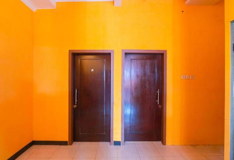 ホテル Spot On 2117 Anugerah Family Residence