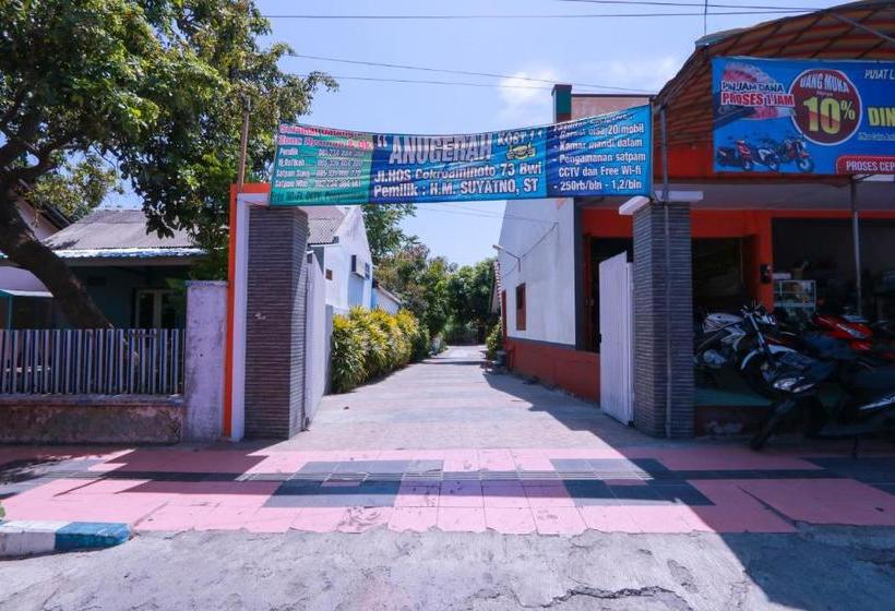 ホテル Spot On 2117 Anugerah Family Residence