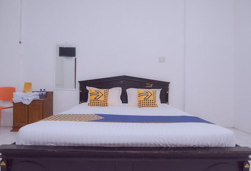 호텔 Spot On 2134 Seunia