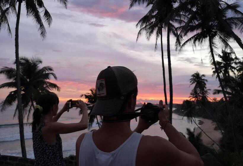 酒店 Voulez Vous, Managed By Dikwella Beach