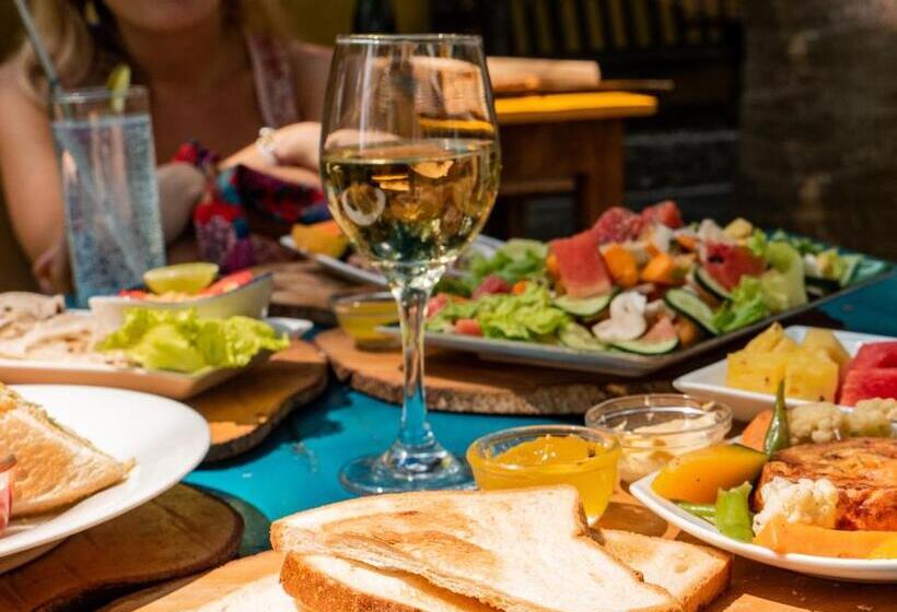 酒店 Voulez Vous, Managed By Dikwella Beach