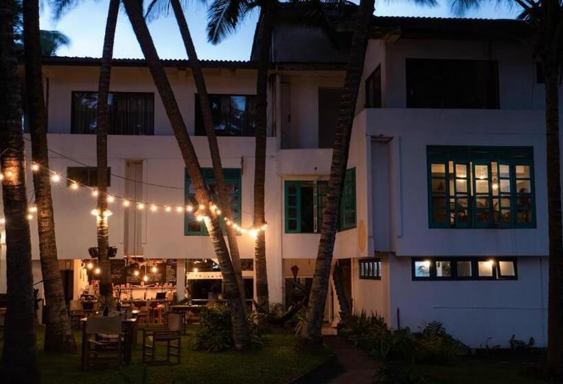 酒店 Voulez Vous, Managed By Dikwella Beach