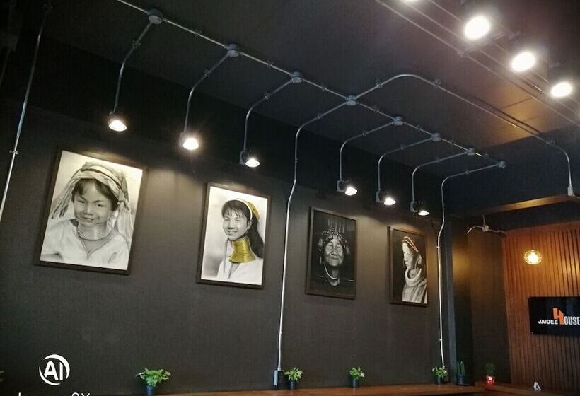 Jaidee Cafe & Hostel Chiangrai