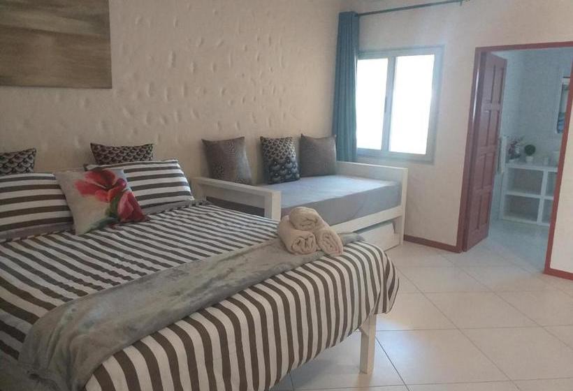 פנסיון Baia Do Ouro