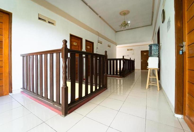 پانسیون Koolkost Syariah @ Mt Haryono Street Balikpapan