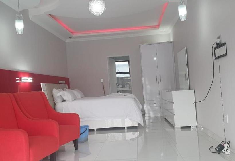 פנסיון Louisville Lodge Midrand