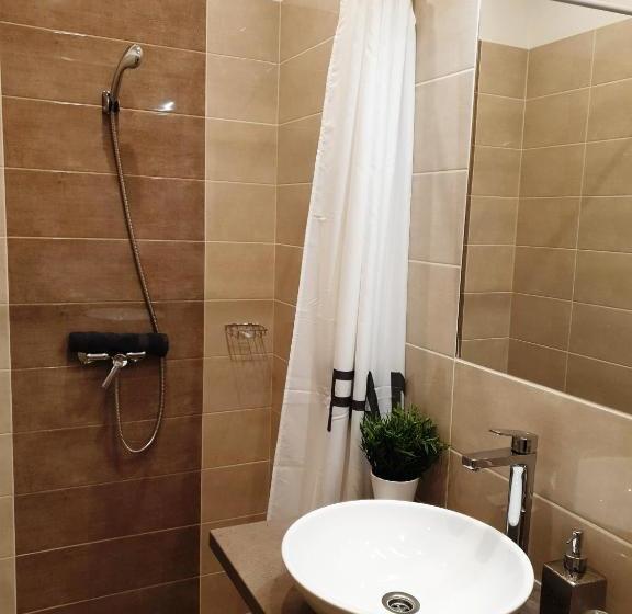 پانسیون Mediterrán Villa Kecskemét