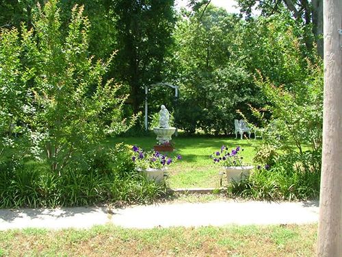 민박 Hubbell House Bed&Breakfast