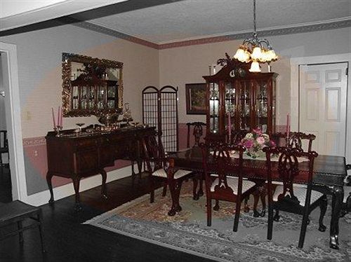 민박 Hubbell House Bed&Breakfast