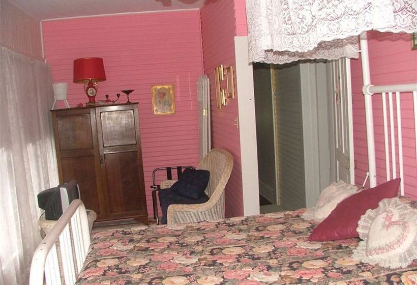 민박 Hubbell House Bed&Breakfast