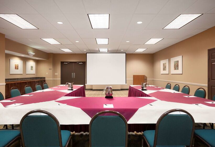 Country Inn & Suites By Radisson, Virginia Beach Oceanfront , Va