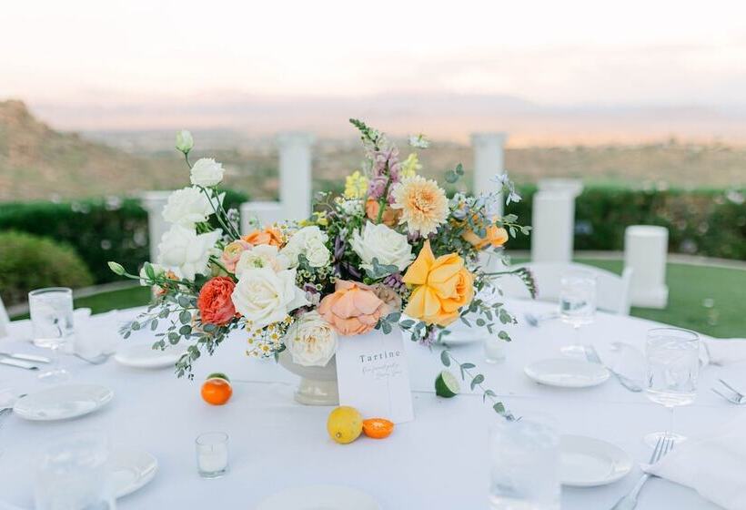 ホテル Adero Scottsdale Resort, Autograph Collection