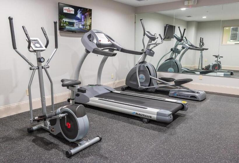 ホテル Admiral's Inn On Tybee Island