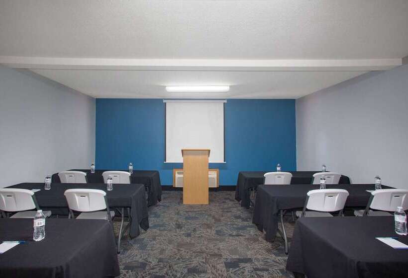 فندق Baymont By Wyndham Jefferson City