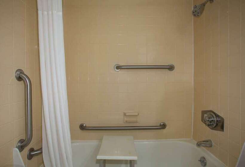 فندق Baymont By Wyndham Jefferson City