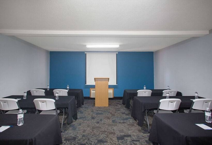 فندق Baymont By Wyndham Jefferson City