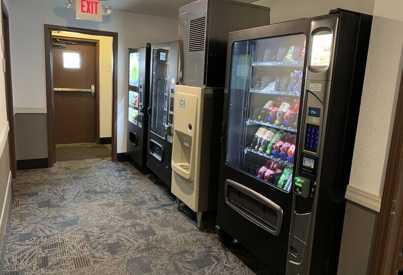 فندق Baymont By Wyndham Jefferson City