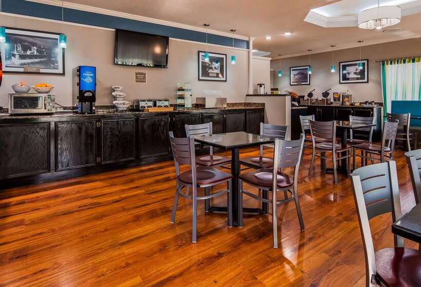 فندق Best Western Post Oak Inn