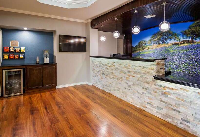 فندق Best Western Post Oak Inn