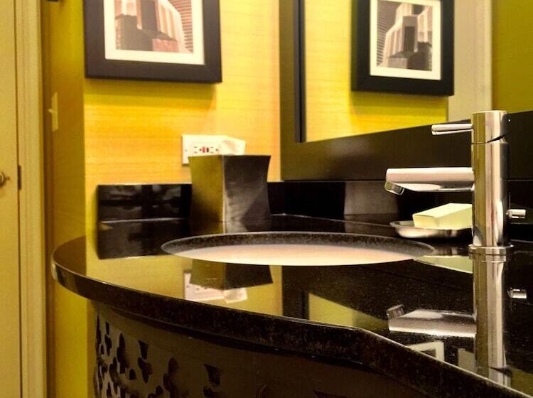 فندق Chicago Downtown, Autograph Collection