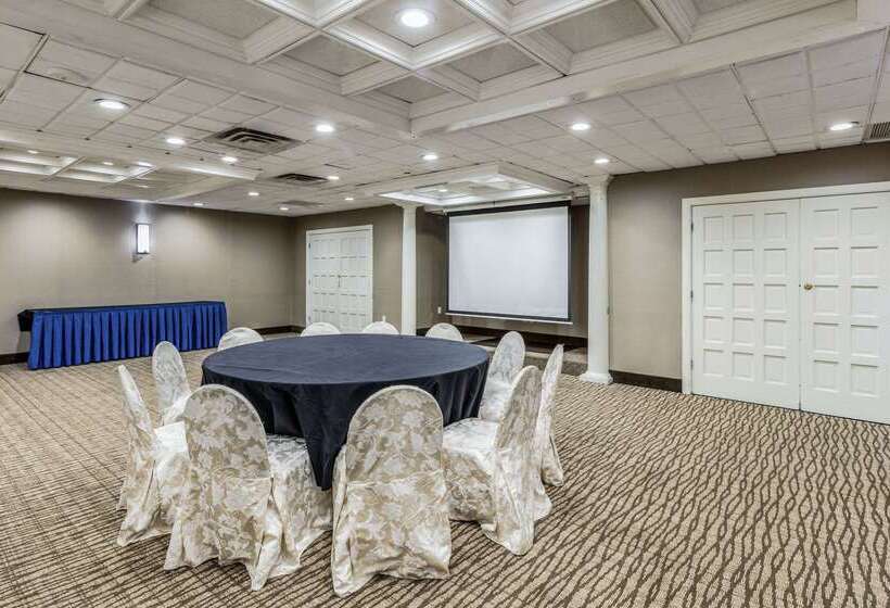 فندق Comfort Inn Medfordlong Island