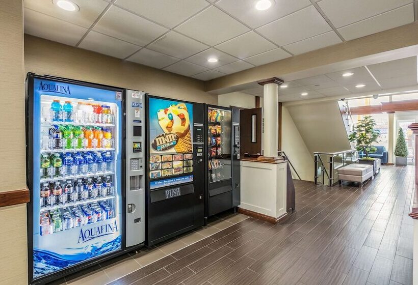 فندق Comfort Inn Medfordlong Island