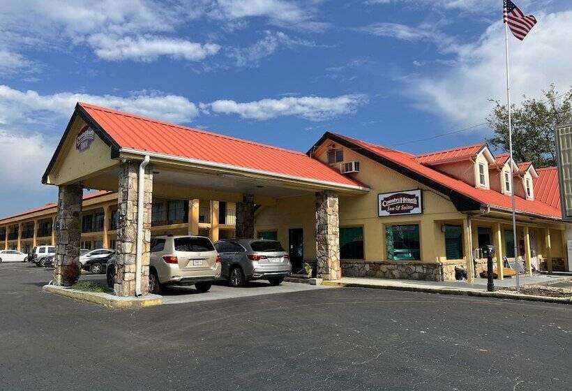 فندق Country Hearth Inn & Suites Cartersville