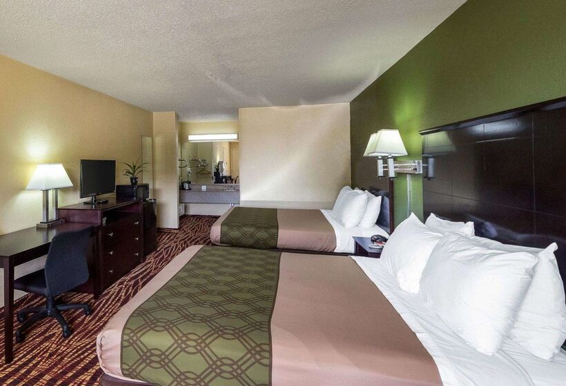 فندق Econo Lodge Inn & Suites Downtown Northeast Near Fort Sam Houston