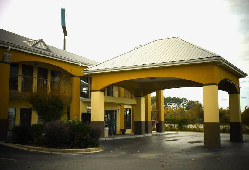 酒店 Florence Inn And Suites