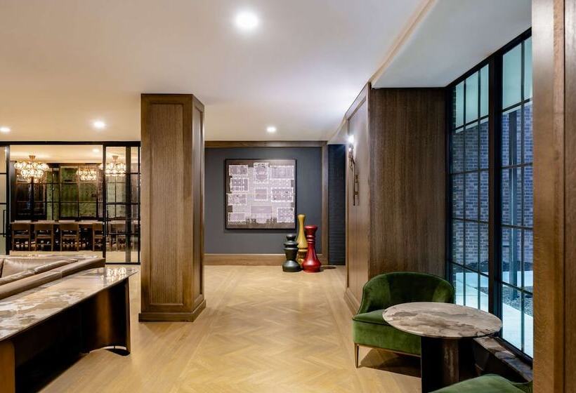 Отель Fort Des Moines, Curio Collection By Hilton