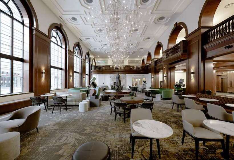 Отель Fort Des Moines, Curio Collection By Hilton