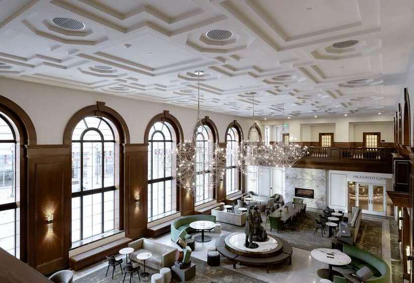 Отель Fort Des Moines, Curio Collection By Hilton