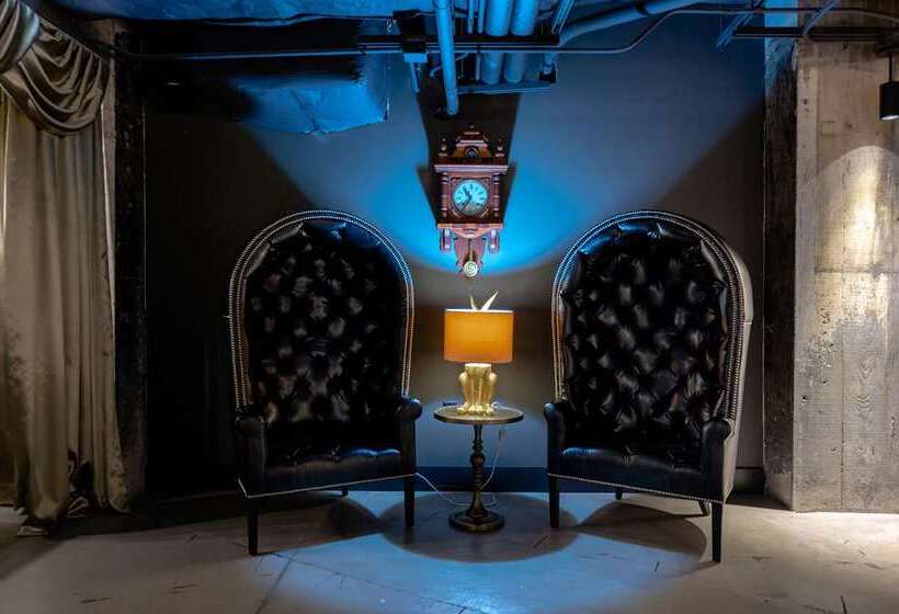 Отель Fort Des Moines, Curio Collection By Hilton