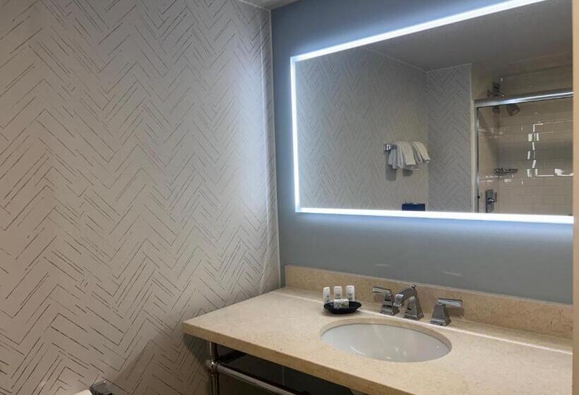 בית מלון כפרי Fort Pontchartrain Detroit, A Wyndham