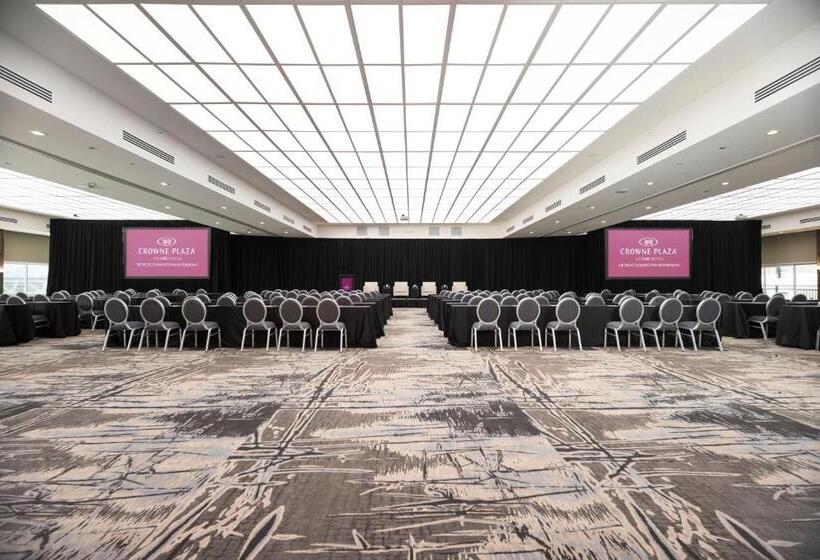 בית מלון כפרי Fort Pontchartrain Detroit, A Wyndham