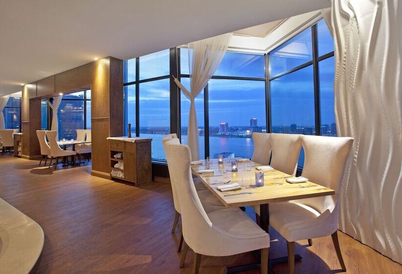 בית מלון כפרי Fort Pontchartrain Detroit, A Wyndham