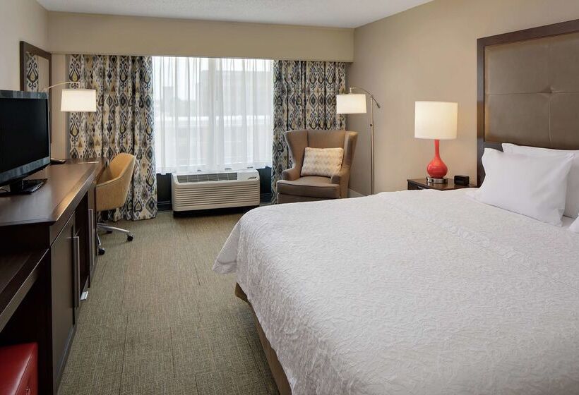 호텔 Hampton Inn Louisville Downtown
