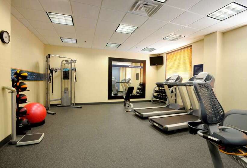 호텔 Hampton Inn Louisville Downtown