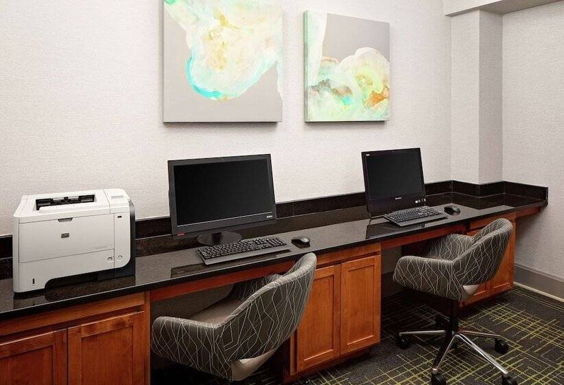 호텔 Hampton Inn Louisville Downtown